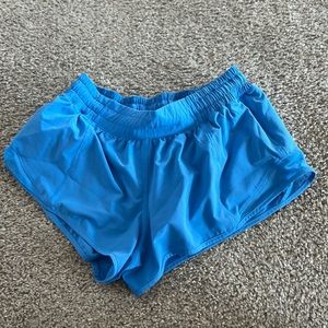 Lululemon Hotty Hot 2.5” Shorts